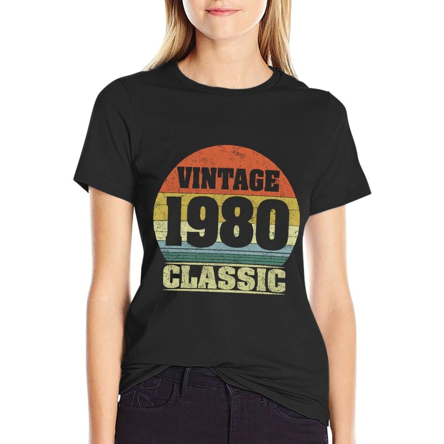 1980 40th Birthday Gift Vintage Retro Men Women 40 Years Old Trendy Pattern T-Shirt