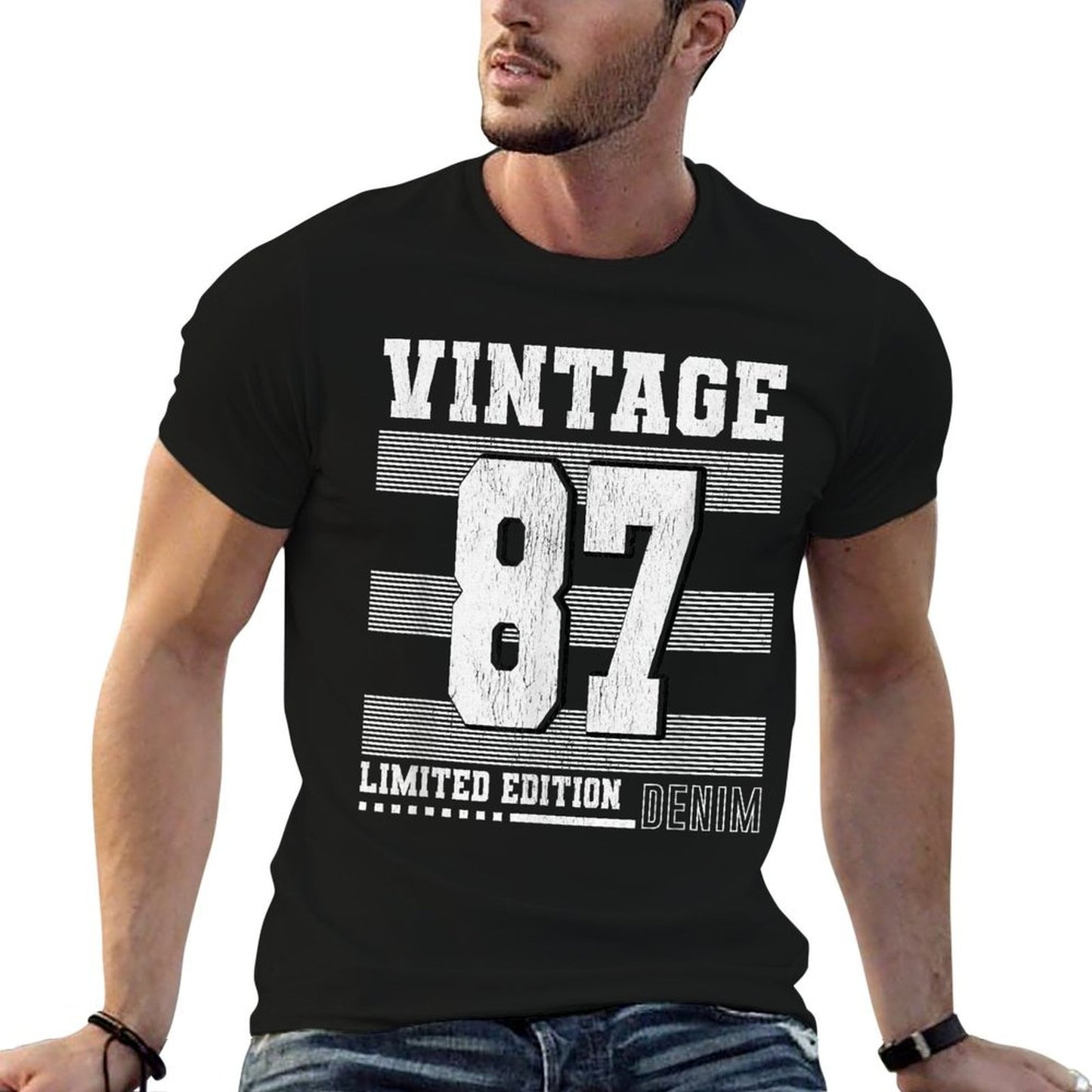 Vintage 87 Born in 1987 35 Years Old 35th Birthday Trendy Pattern T-Shirt