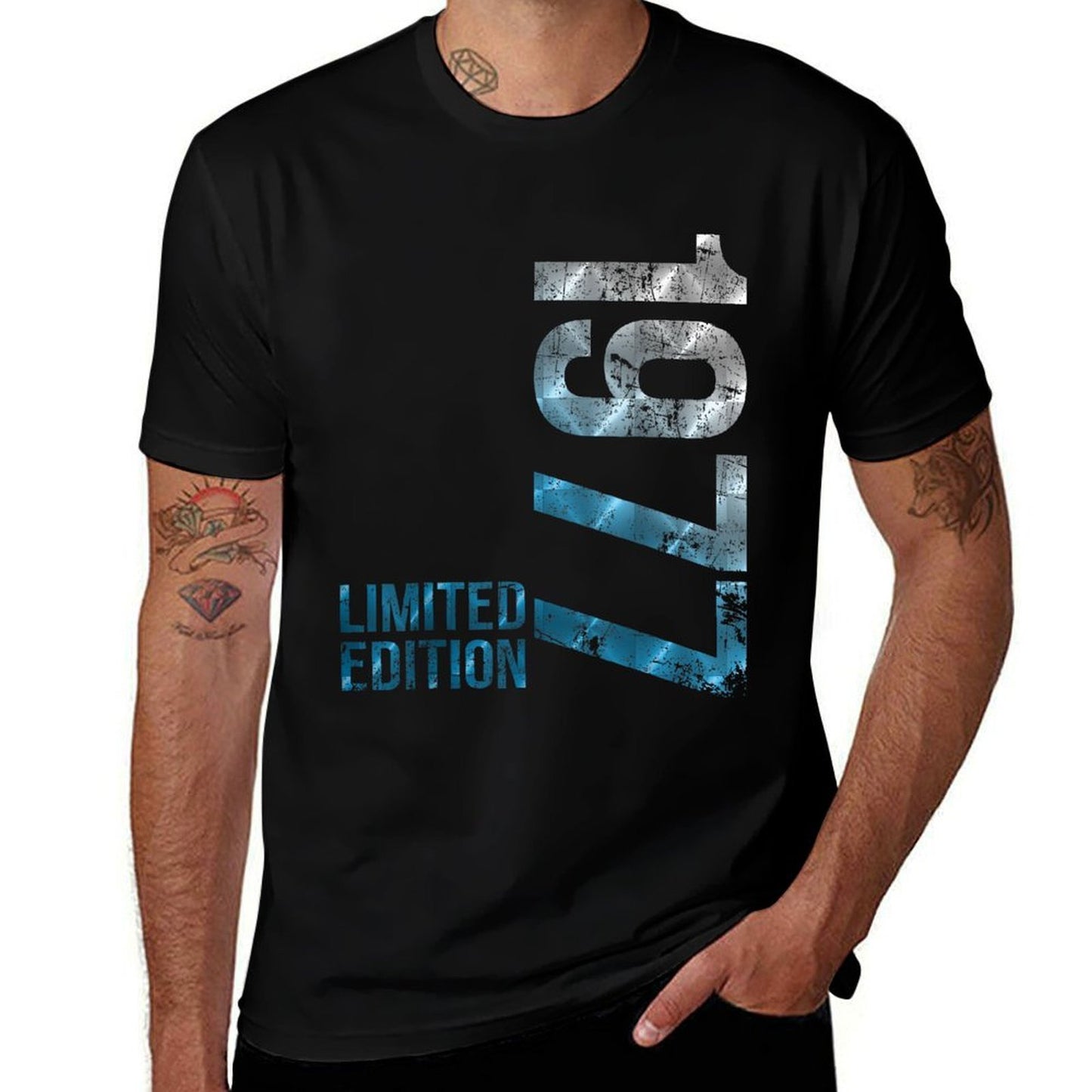 48th Birthday Gifts Men Women 48 Years Old Vintage 1977 Rolled Sleeves T-Shirt