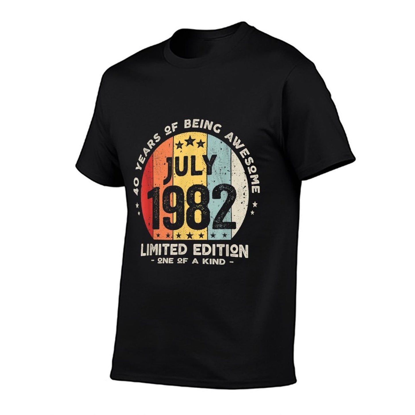 40 Years Old July 1982 Limited Edition 40th Birthday Ribbed Collar T-Shirt