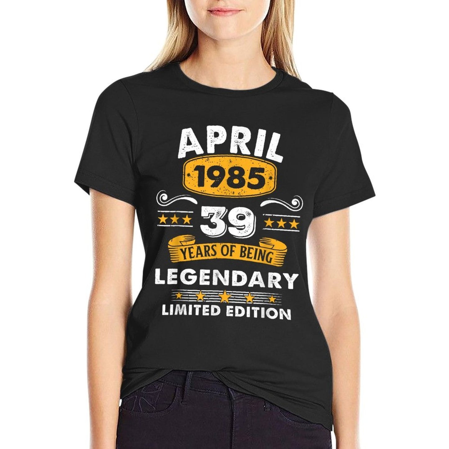 40 Years Old For April 1985 40th Birthday Gifts Lightweight T-Shirt