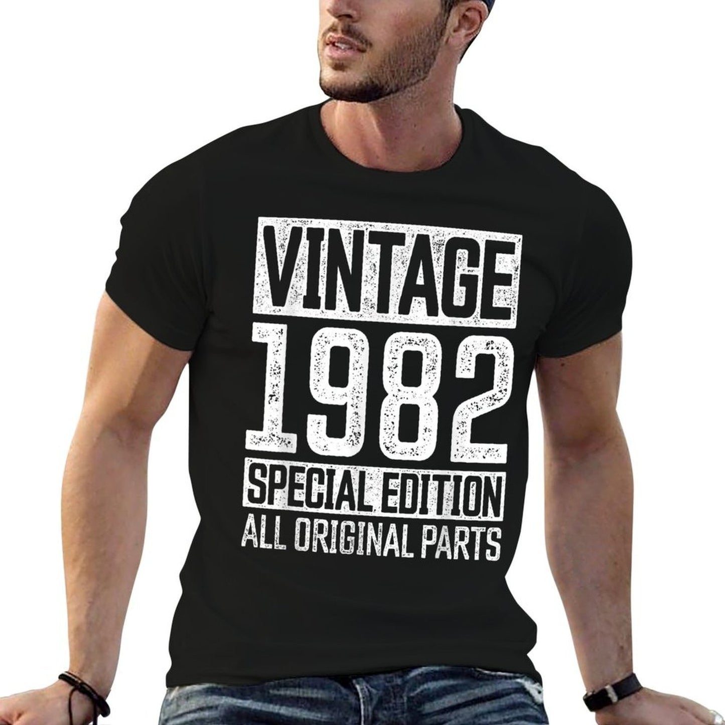 40th Birthday Vintage 1982 Born in 1982 40 Birthday Classic T-Shirt