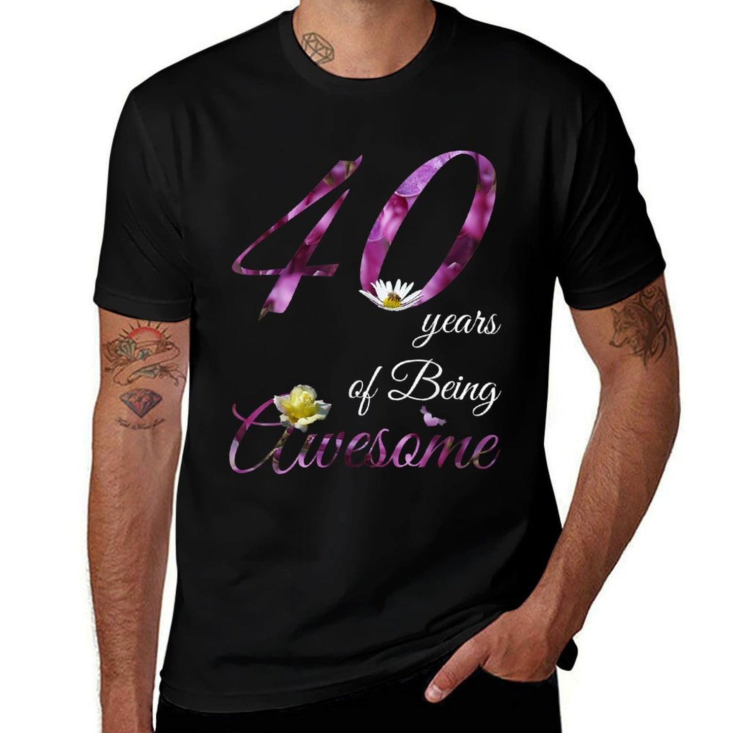40 Year Old Awesome Floral 1983 40th Birthday Gift Tagless Design T-Shirt