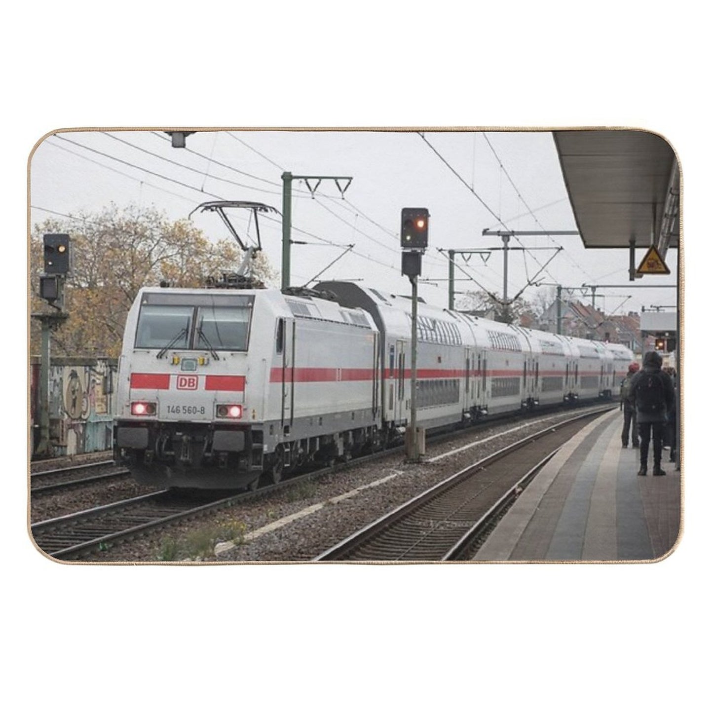 Koln Class 146 Easy Maintenance Bath Mat