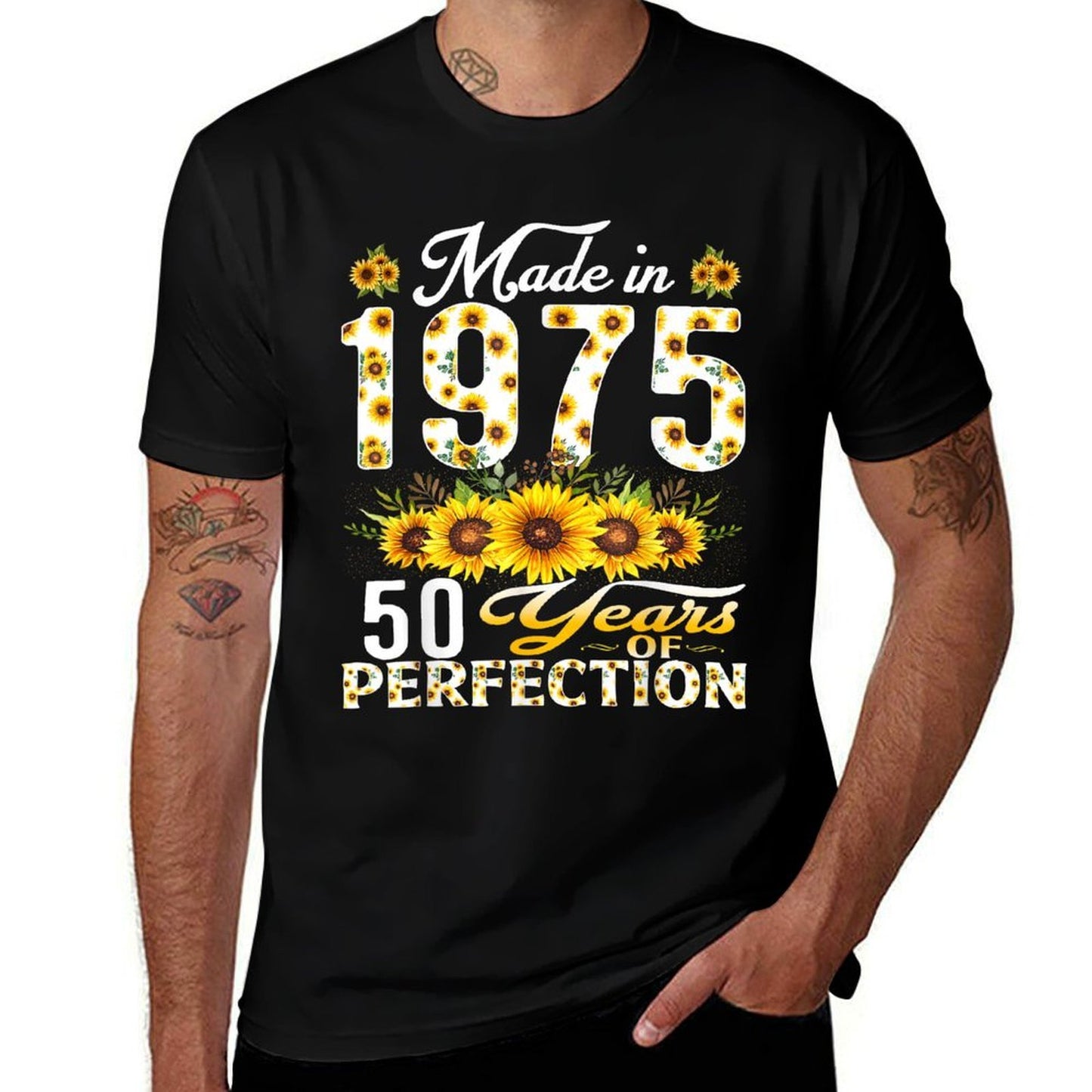 50 Years Old Made In 1975 Floral 50th Birthday Decorations Graphic-printed T-Shirt