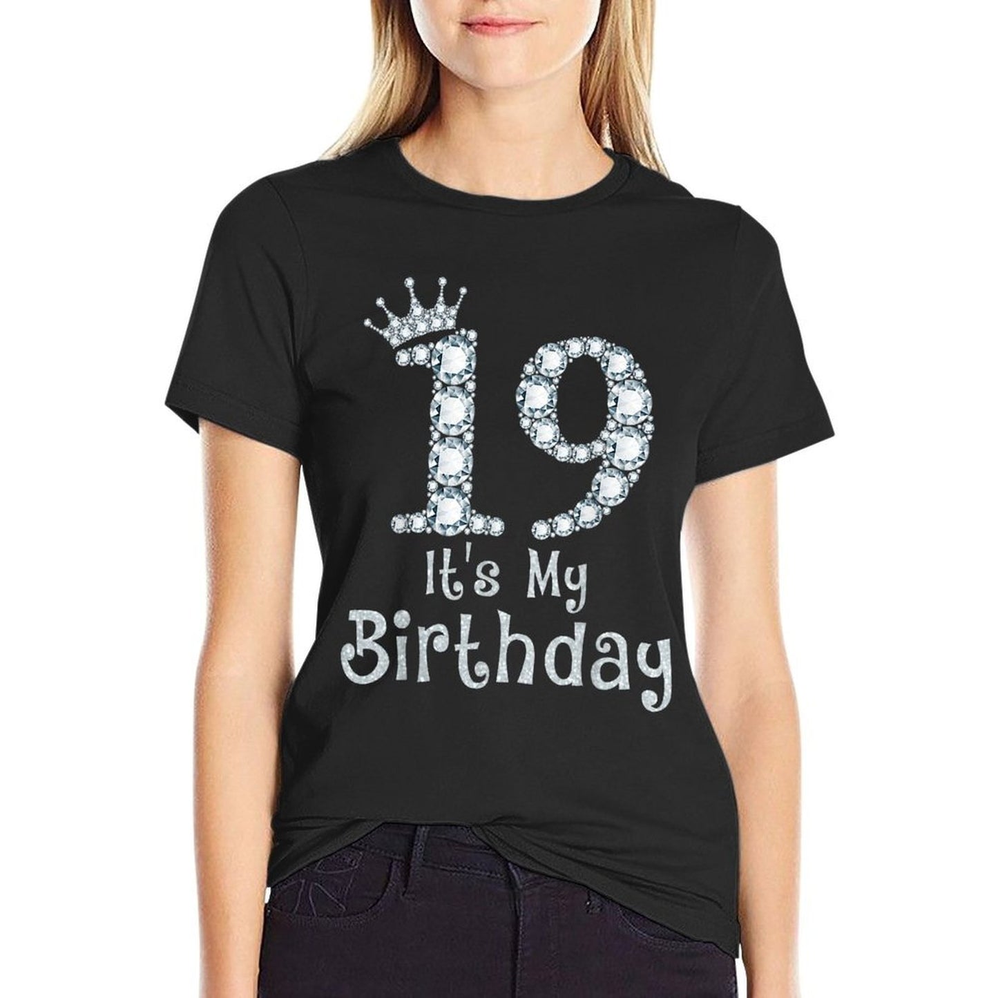 19 It's My Birthday 19 Years Old Happy 19th Birthday Girl Trendy Pattern T-Shirt