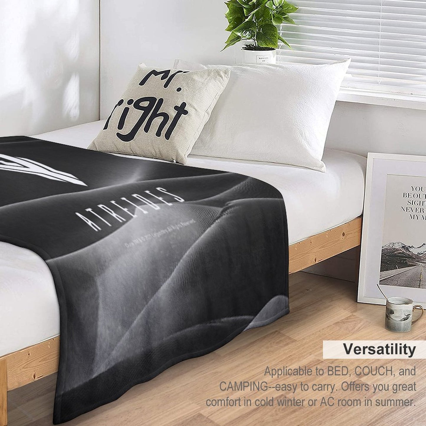 Dune  ATREIDES Lightweight Throw Blanket