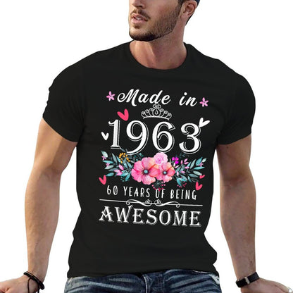 Floral 60th Birthdays for Women, Made In 1963 Birthday  Lightweight T-Shirt