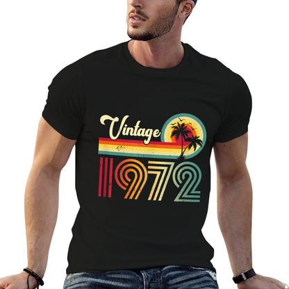Vintage 1972 Retro Sunset 50th Birthday Comfortable T-Shirt