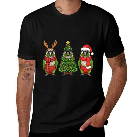 Retro Christmas Green Cheek Conure Parrot Santa Reindeer Comfortable T-Shirt