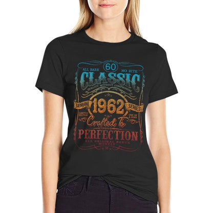 Vintage 1962 Limited Edition 60 Year Old 60th Birthday  Heathered Texture T-Shirt