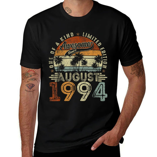 30 Years Old Born In August 1994 Vintage 30th Birthday Men  Quick-drying T-Shirt