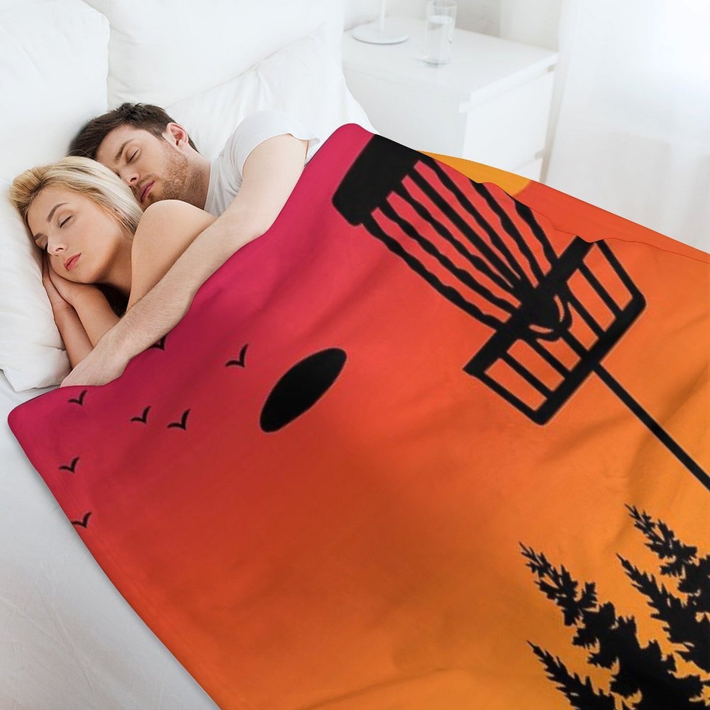 Distressed Disc Golf Frolf Frisbee Player Retro Vintage 70s Travel-friendly Throw Blanket