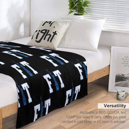 Fashion Institute of Technology New York City Skyline FIT NYC Travel-friendly Throw Blanket