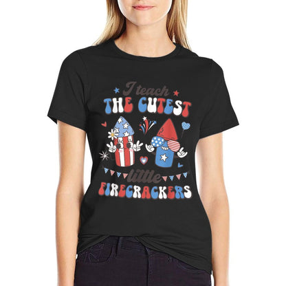 I Teach The Cutest Little Firecrackers 4th of July Teacher  Easy-care T-Shirt