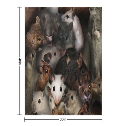 Mice Lightweight Throw Blanket