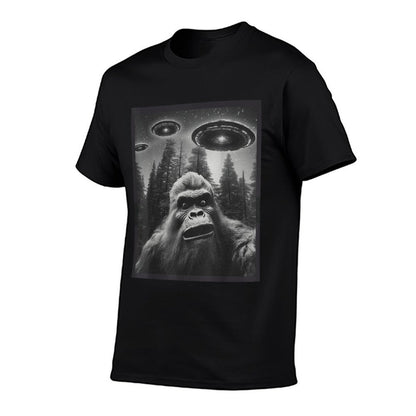 CAT Funny Graphic For Men Women Bigfoot Sasquatch Alien UFO  Quick-drying T-Shirt