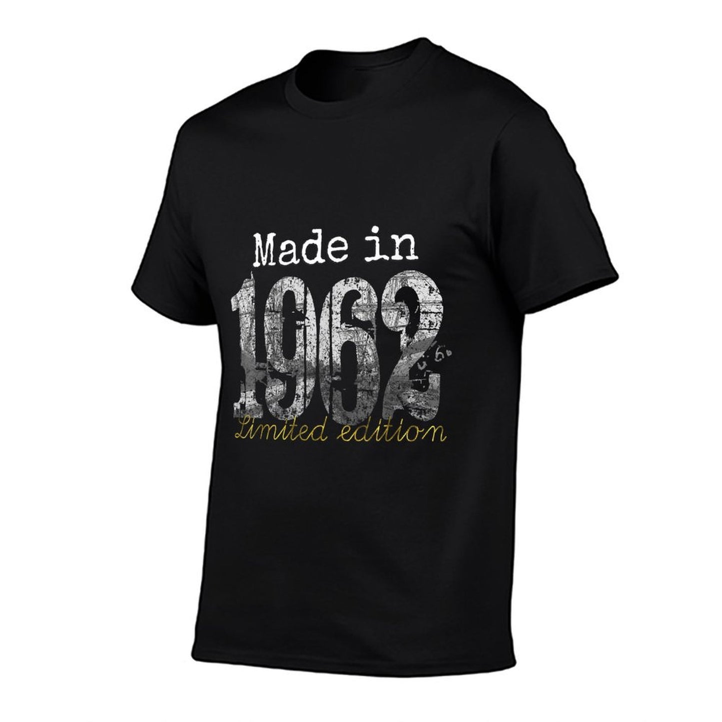 Made in 1962 - 60 Year Old 1962 60th Birthday Gift  Trendy Pattern T-Shirt