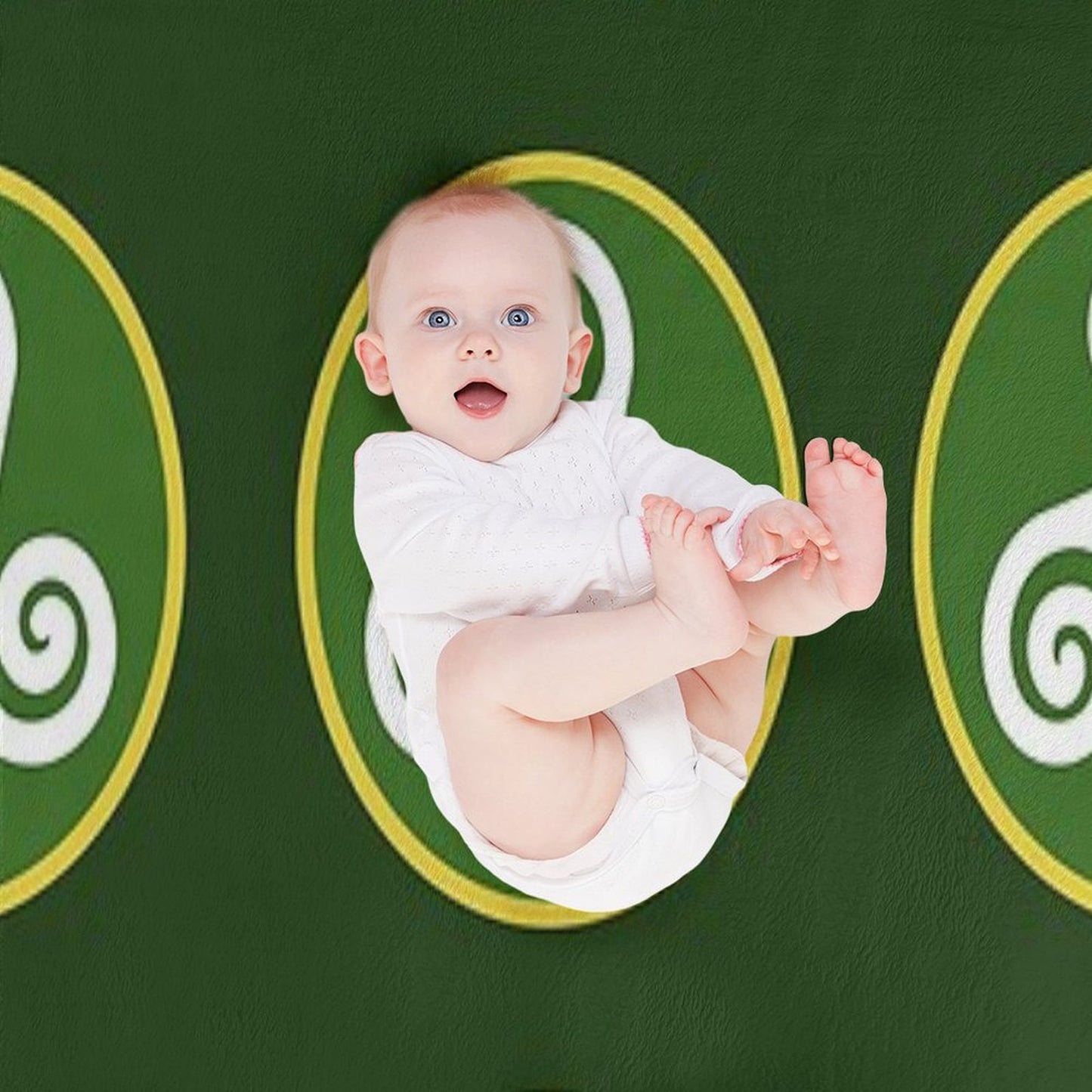 Civilizations Emblems - Celts Travel-friendly Throw Blanket