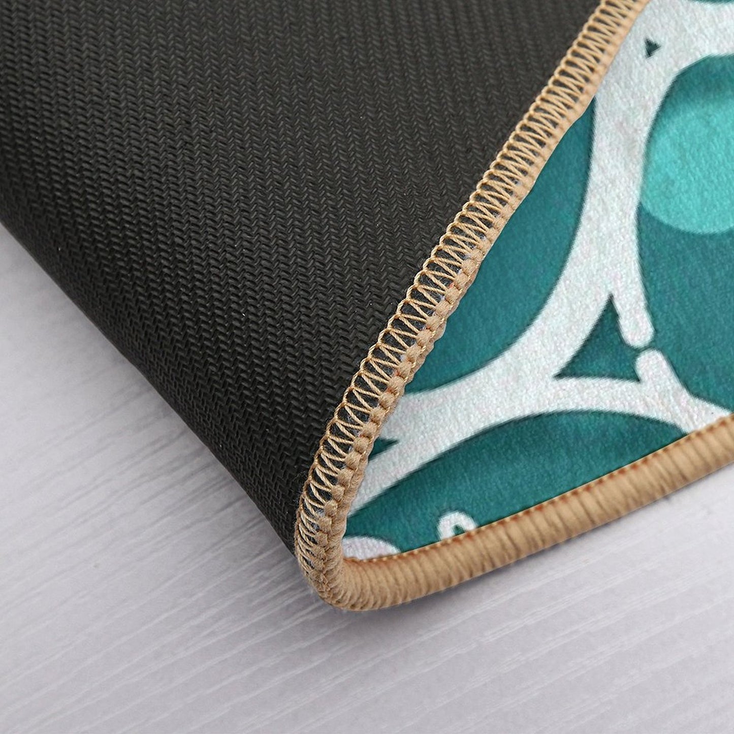 Crystalline Agwite I  Fade-Resistant Bath Mat