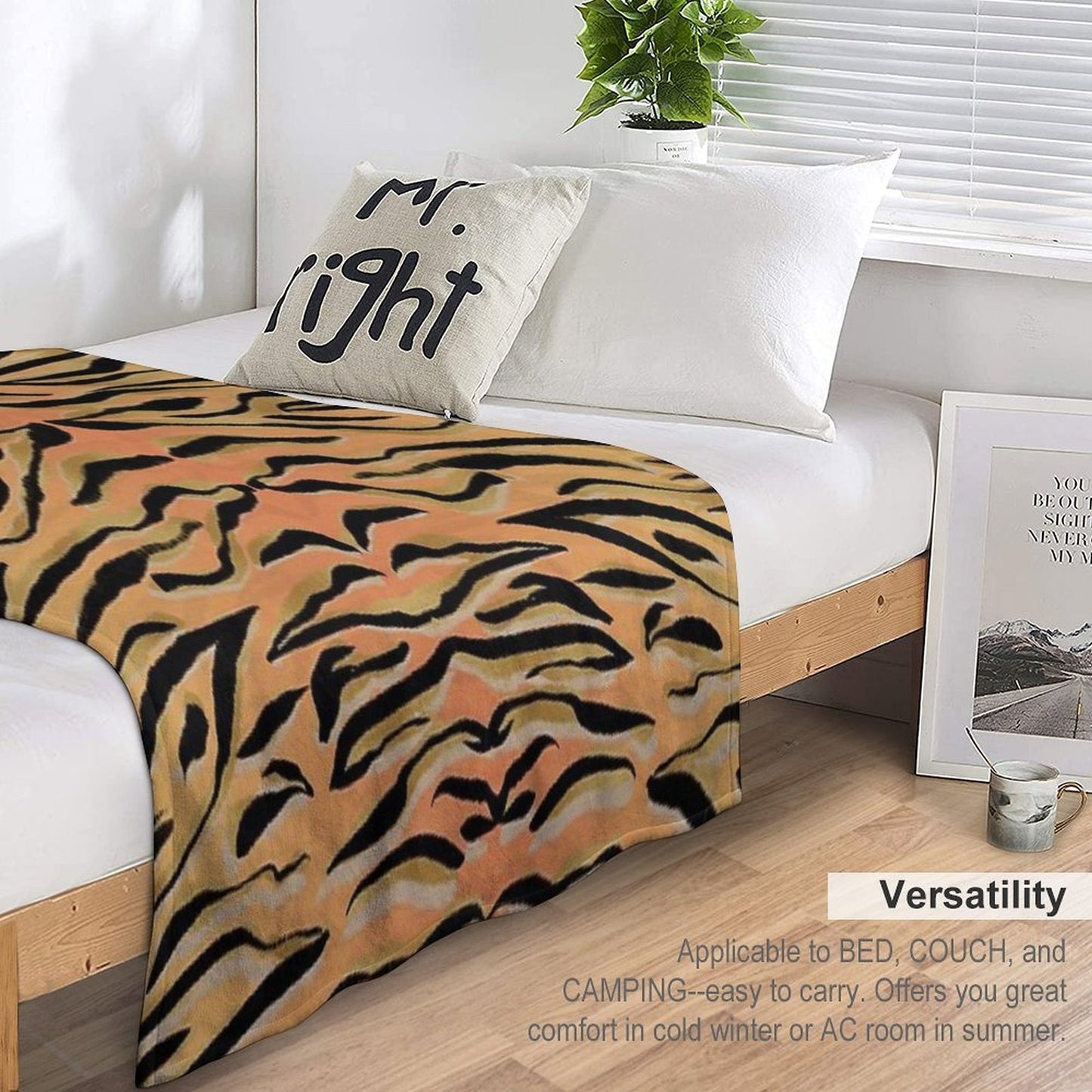 Stylish Black Gold Tiger Animal Print All-season Throw Blanket