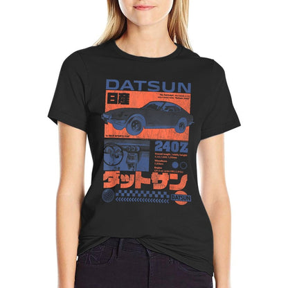 Nissan Datsun 24OZ Retro Advertisement Vintage Car  Rolled Sleeves T-Shirt