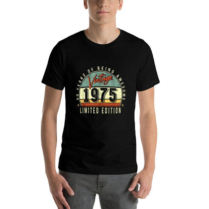 Vintage 50 Years Old Men Women Gift Funny 1975 50th Birthday  Relaxed-fit T-Shirt