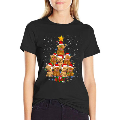 Scottish Highland Cow Christmas Tree Funny Cow Lover Xmas  Versatile T-Shirt