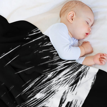 Final Fantasy XIII Lightning - Black And White Machine-washable Throw Blanket