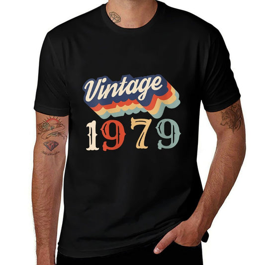 Womens 1979 Vintage 40th Birthday Gift  Oversized Silhouette T-Shirt