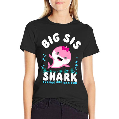 Big Sis Shark Big Sister Kawaii Comfortable T-Shirt