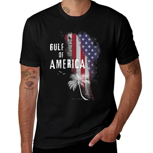 Gulf of USA Vintage Flag America 2025 Men Women Comfortable T-Shirt
