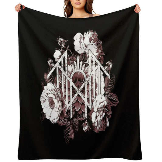 Official Merchandise Sleep Token - Her Heart Blooms Beneath A Crimson Rose Velvety-soft Throw Blanket