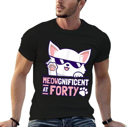 40th Birthday Cat Lover 40 Year Cat Owner Birthday Age 40  Easy-care T-Shirt