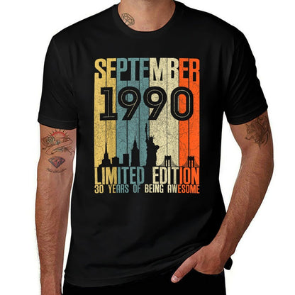 September 1990 T 30 Year Old 1990 Birthday Gift  Versatile T-Shirt