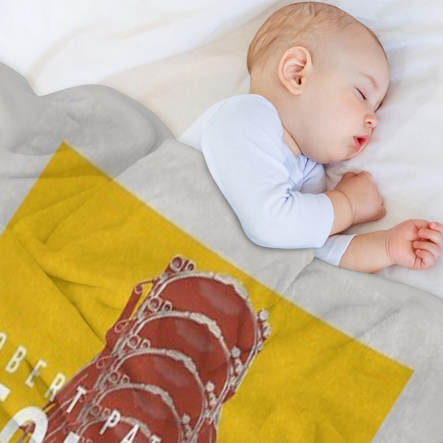 Mickey 17 Gift-ready Throw Blanket