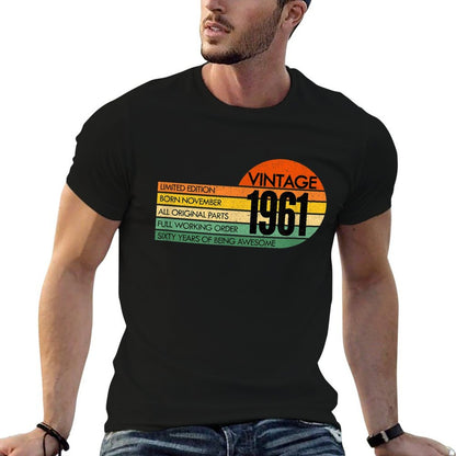 60 Years Old Vintage NOVEMBER 1961 60th Birthday  Graphic-printed T-Shirt