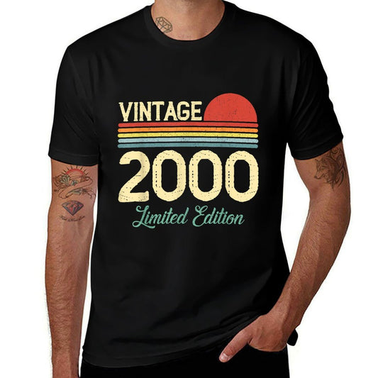 22 Years Old Vintage 2000 Classic Happy 21st Birthday  Lightweight T-Shirt