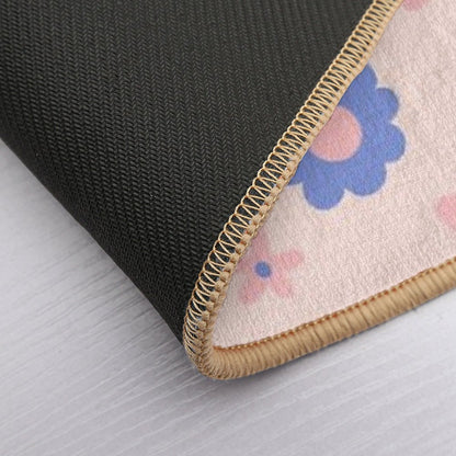 Daisies  Repositionable Bath Mat