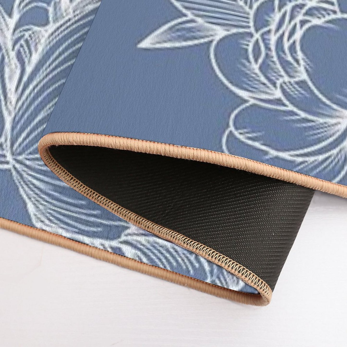 Cool Summer Floral Pattern  Fade-Resistant Bath Mat