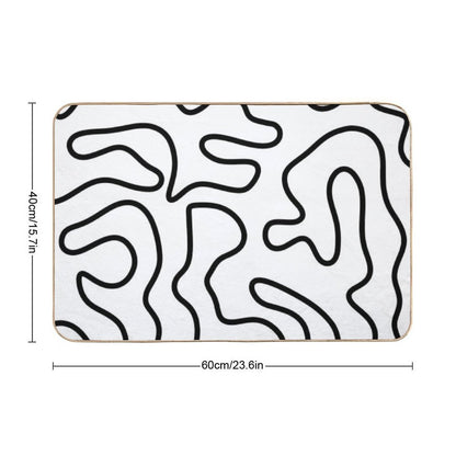 Squiggle Maze Minimalist Abstract Pattern in Black And White  Rapid-Drying Bath Mat
