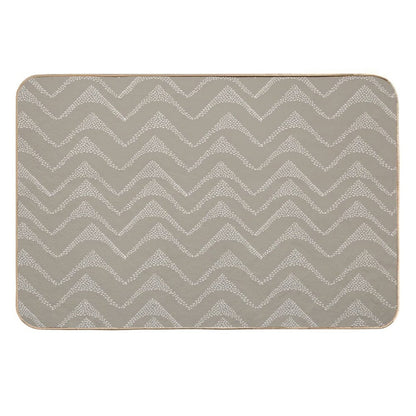 Horizontal Stippled Lines White on Taupe  Rapid-Drying Bath Mat