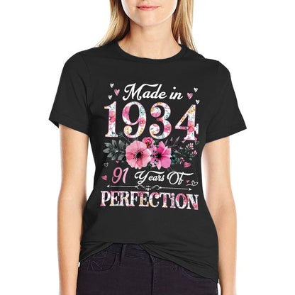91 Year Old Made In 1934 Floral 91st Birthday Gift For Women  Cotton T-Shirt