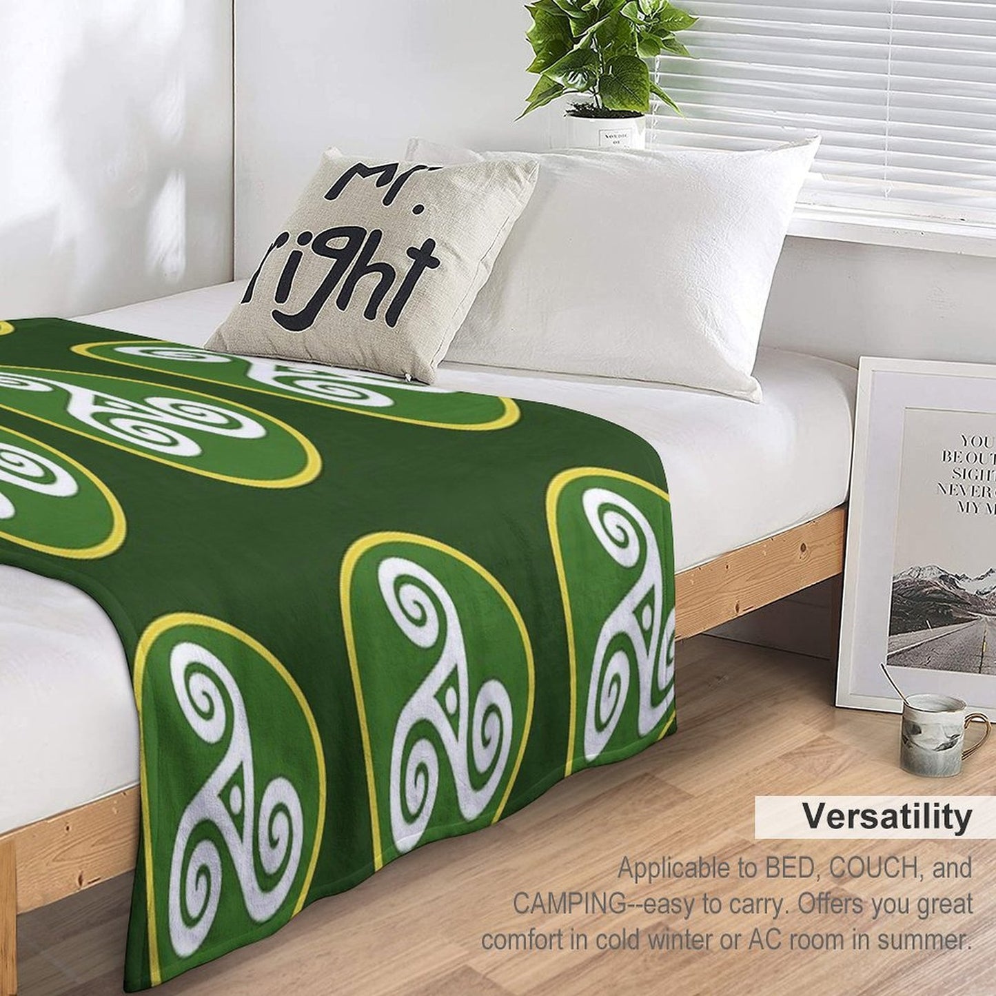 Civilizations Emblems - Celts Travel-friendly Throw Blanket