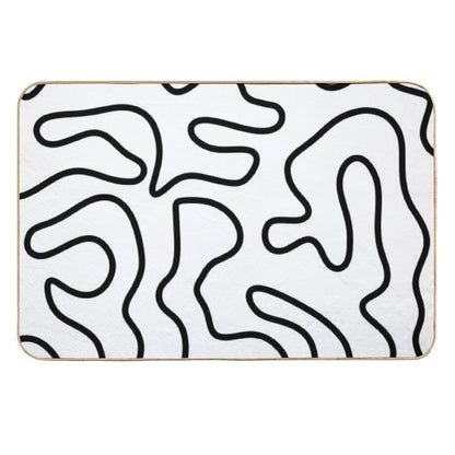 Squiggle Maze Minimalist Abstract Pattern in Black And White  Rapid-Drying Bath Mat