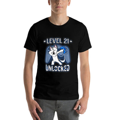 Level 21 Unlocked - Funny Dabbing Husky Gamer 21st Birthday  Wrinkle-resistant T-Shirt