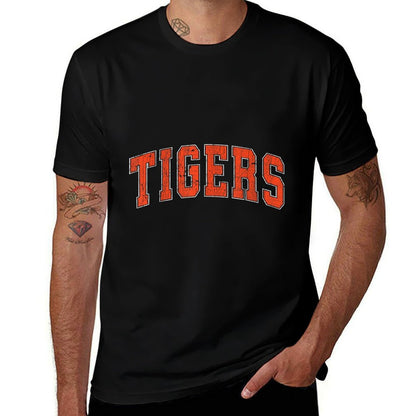 Retro Tigers Heart Throwback Vintage Style Classic  Versatile T-Shirt