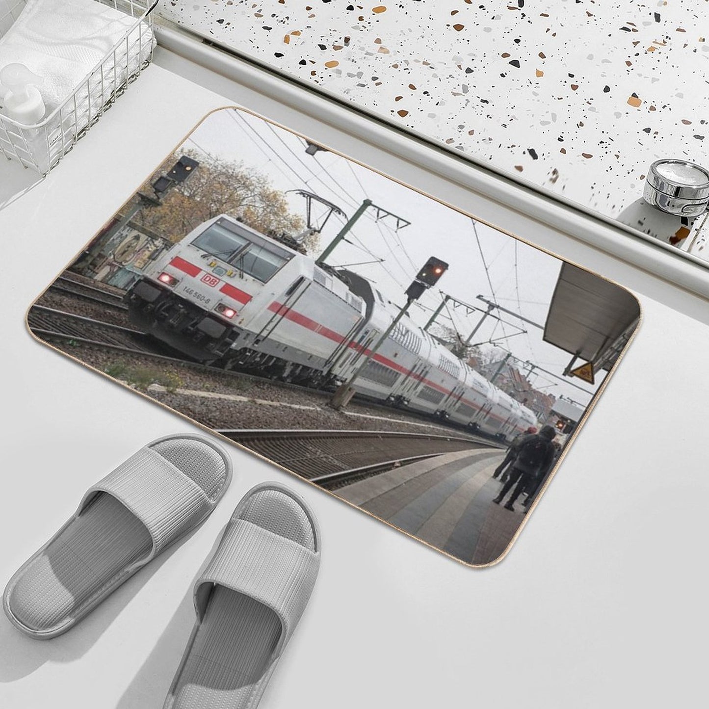 Koln Class 146  Easy Maintenance Bath Mat