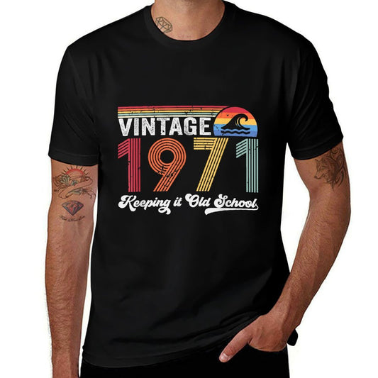 Vintage Keeping It Old School Since 1971 50th Birthday Gift  Affordable Price T-Shirt