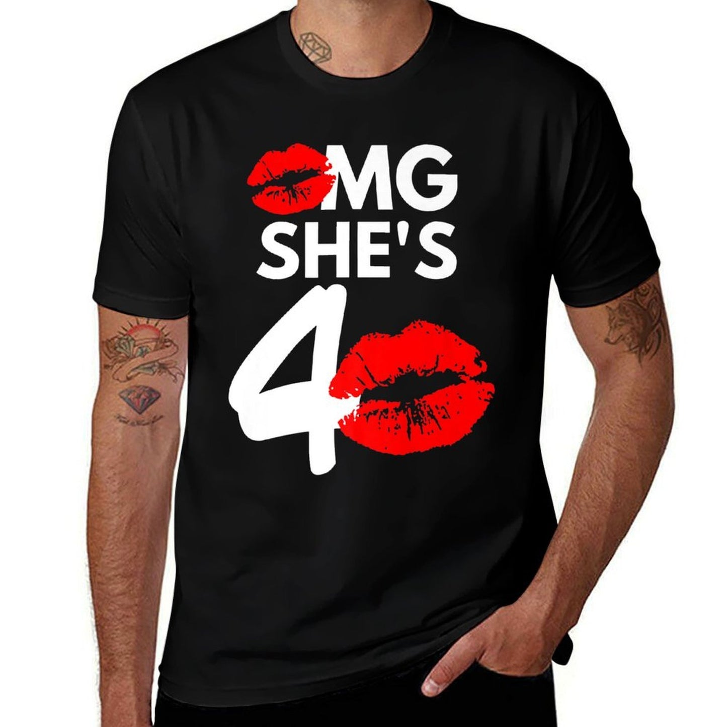 OMG SHE'S 40 Birthday, 40 Year Old, 40th Birthday Premium  Lightweight T-Shirt